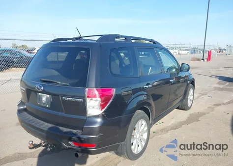 2011 Subaru Forester 2.5X Premium из США, поврежденный, VIN JF2SHBDC6BH744239